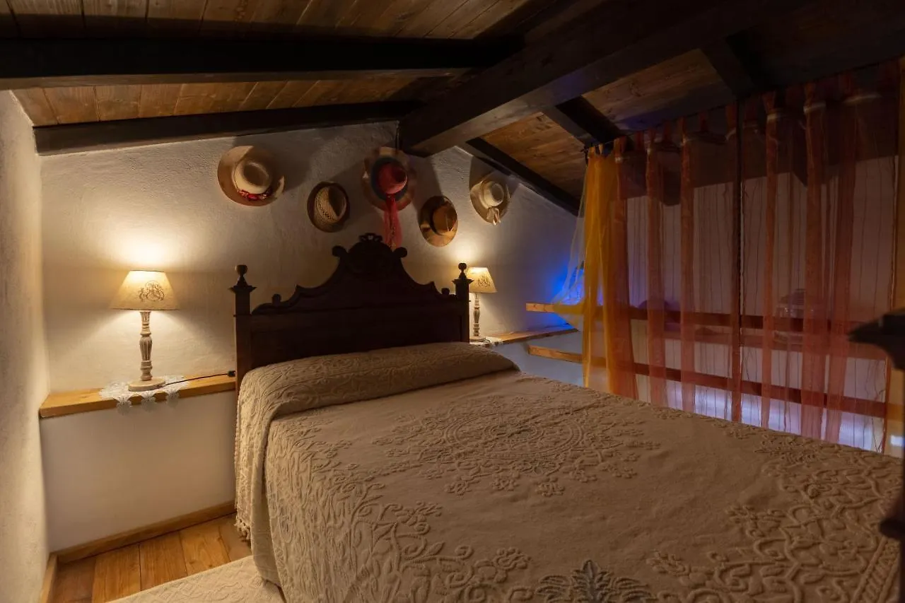 Villa Ferulas Oliena 0*,
